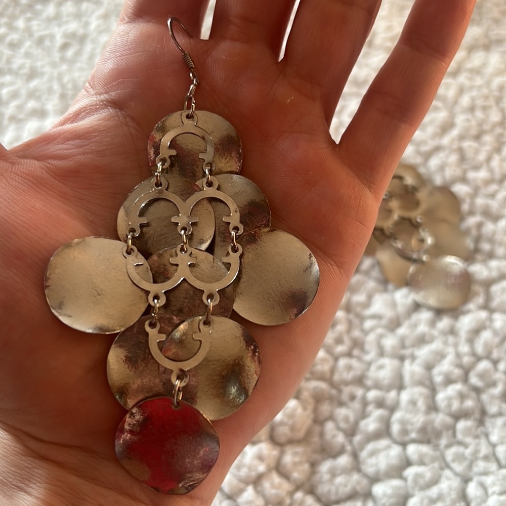 Silver Dangle Earrings ⭐️ - Picture 4 of 7